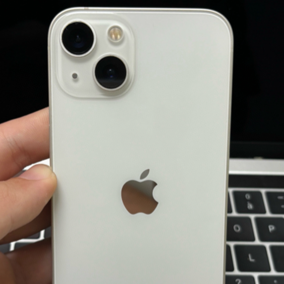 9新 Apple/苹果 苹果13国行128 白色 原装 电芯100