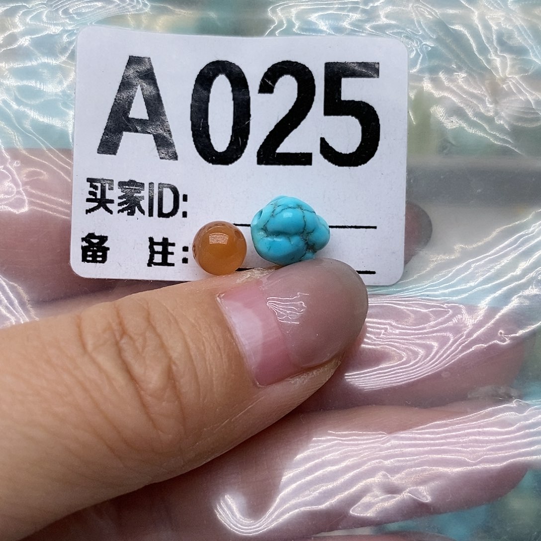 南红玛瑙配饰未镶嵌你****?