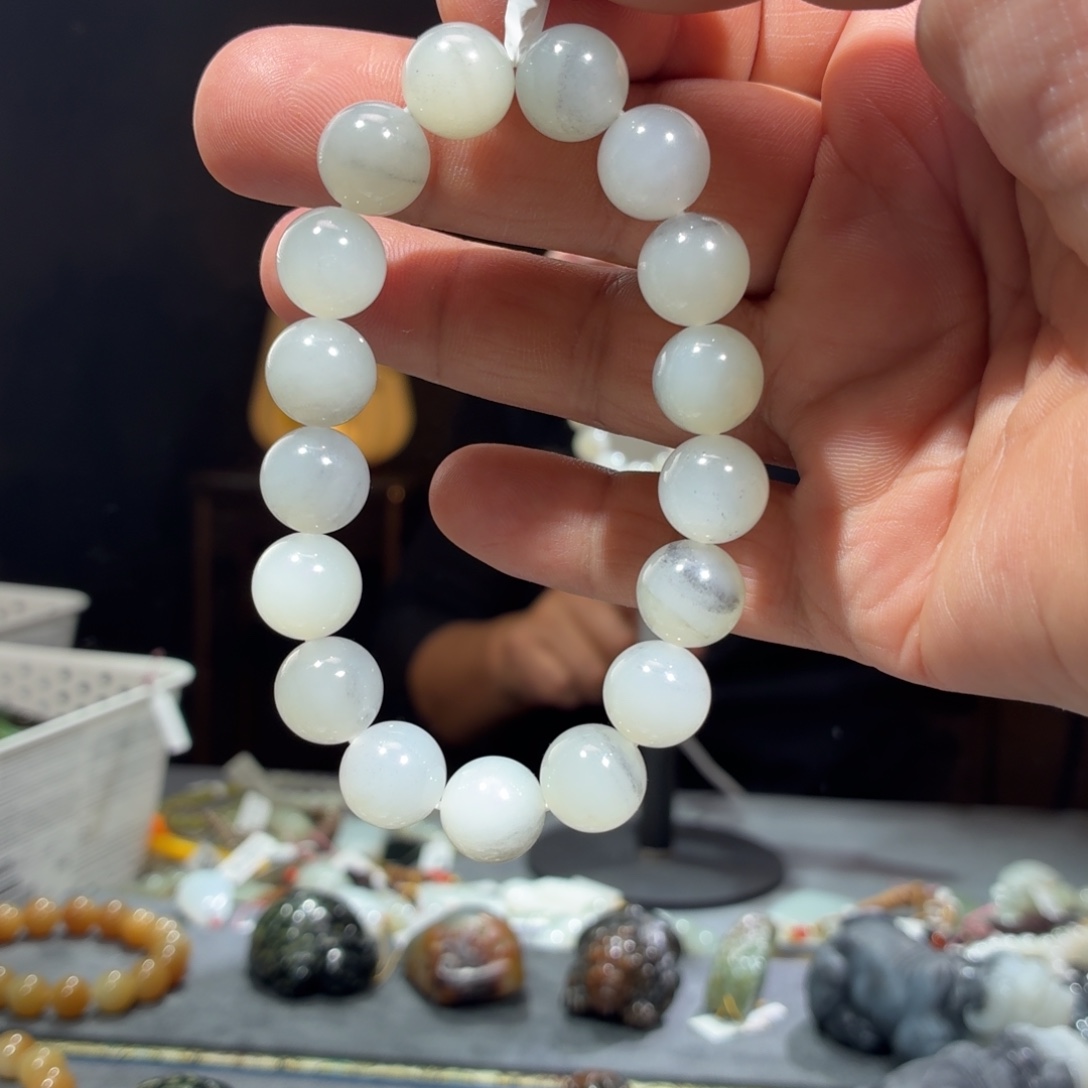 和田玉未镶嵌手链