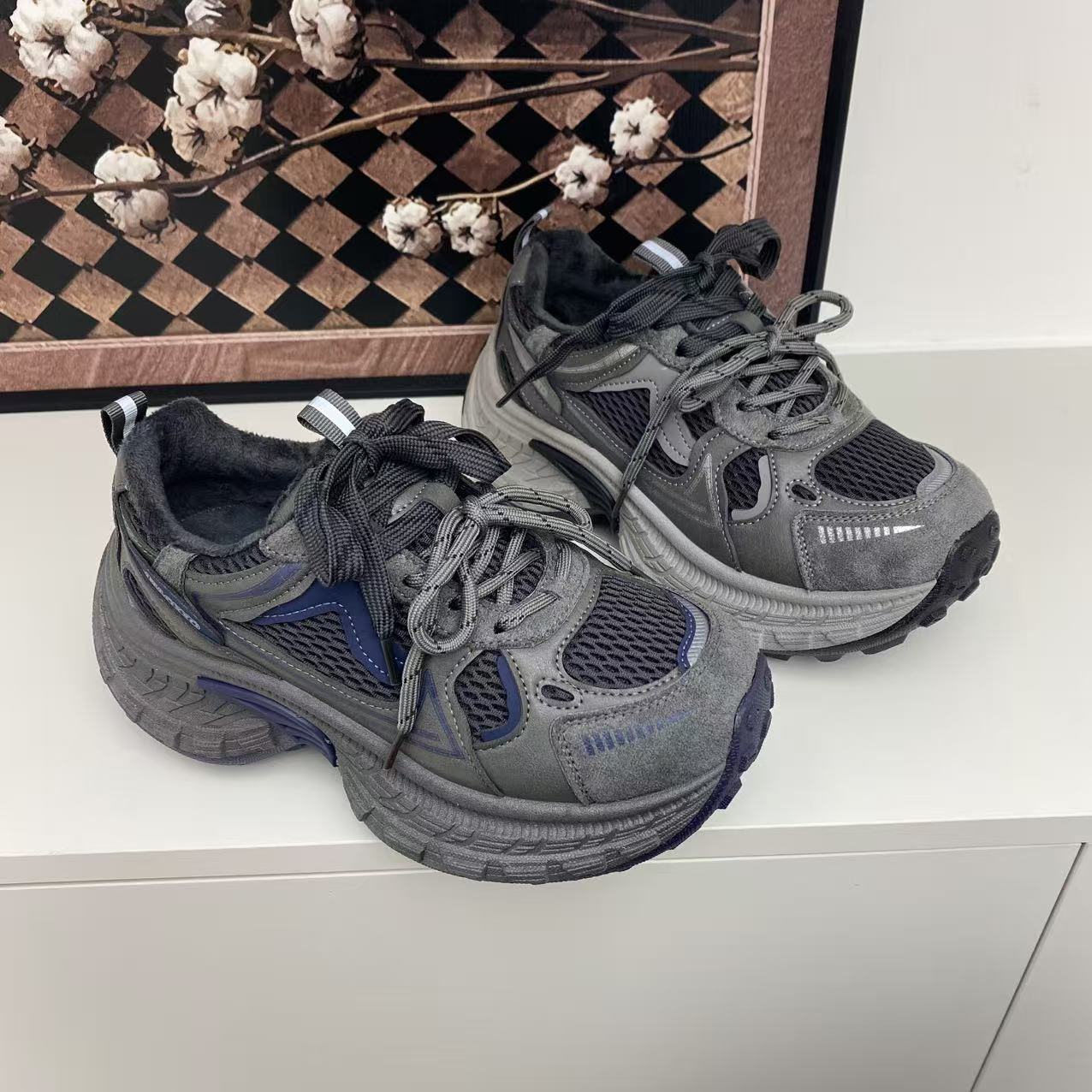 918-1秋冬加绒新款欧货设计感厚底老爹鞋时尚休闲潮流百搭女鞋