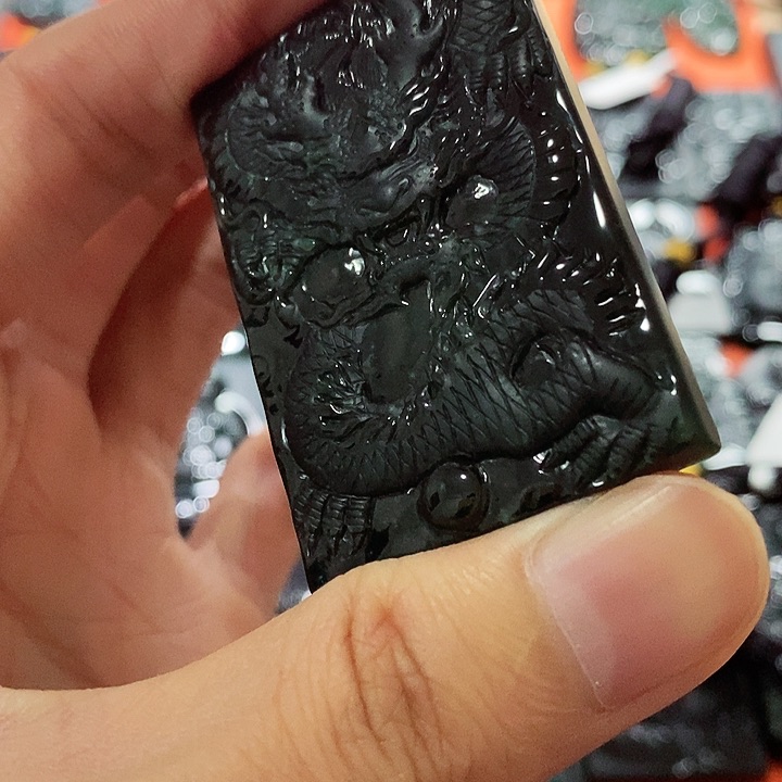 翡翠未镶嵌颈饰翡翠e