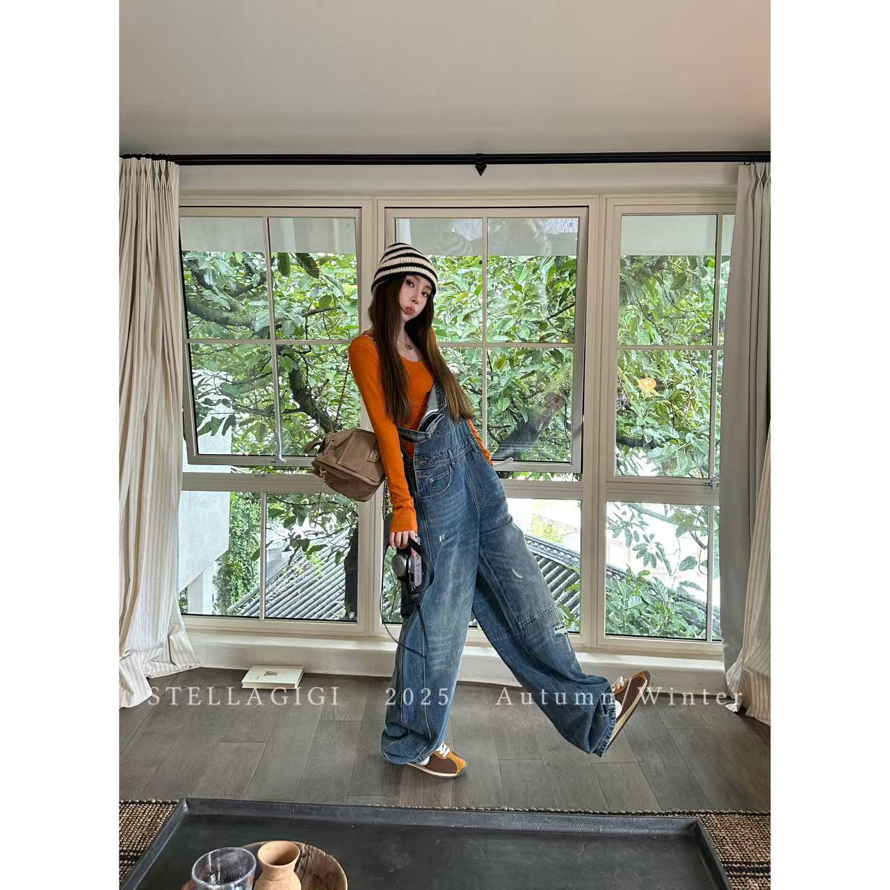 SG / 杨依姗 AW复古水洗磨破设计牛仔背带裤K-20251266