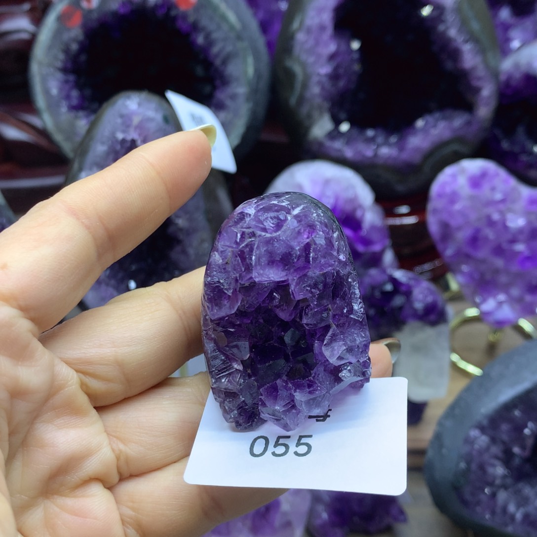 紫晶大型摆件（非配饰）未镶嵌