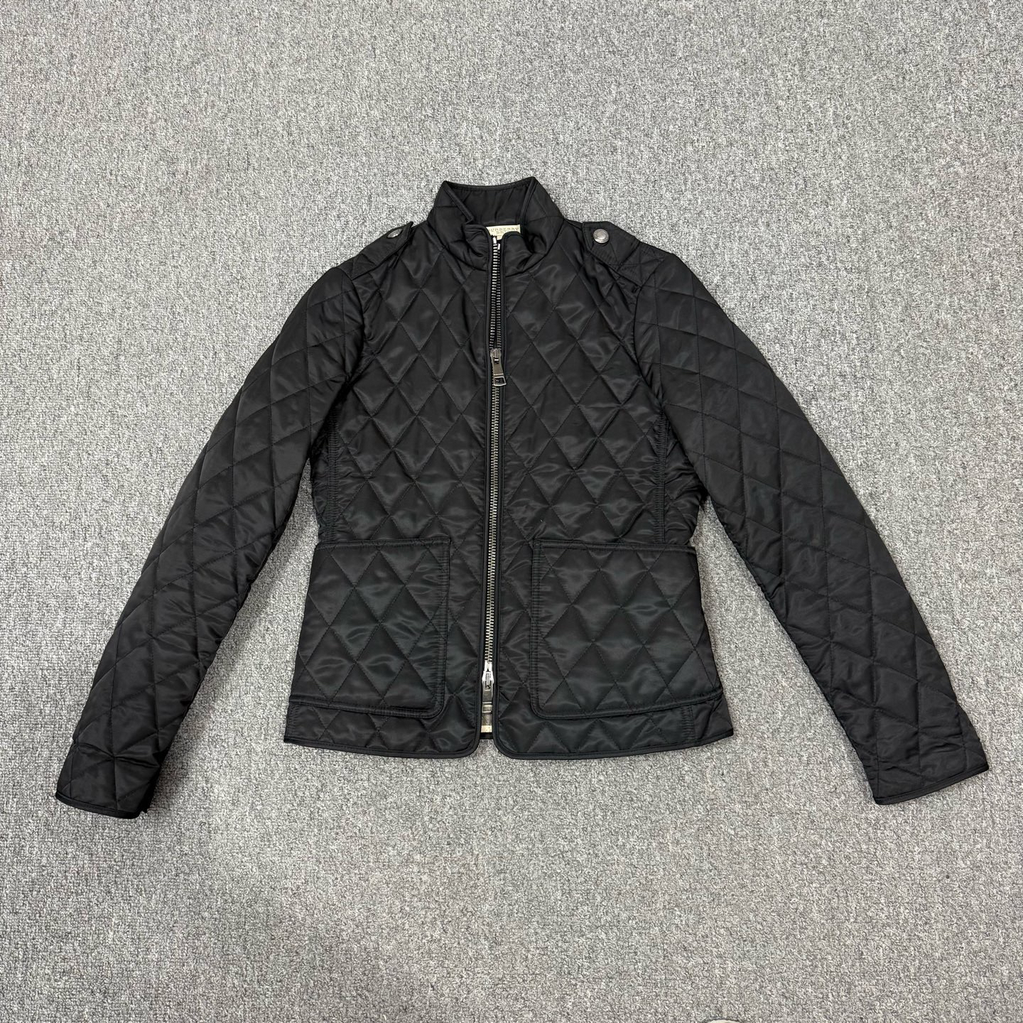 99新 BURBERRY/博柏利 18870688 nz 菱格纹棉服外套 XS码99新