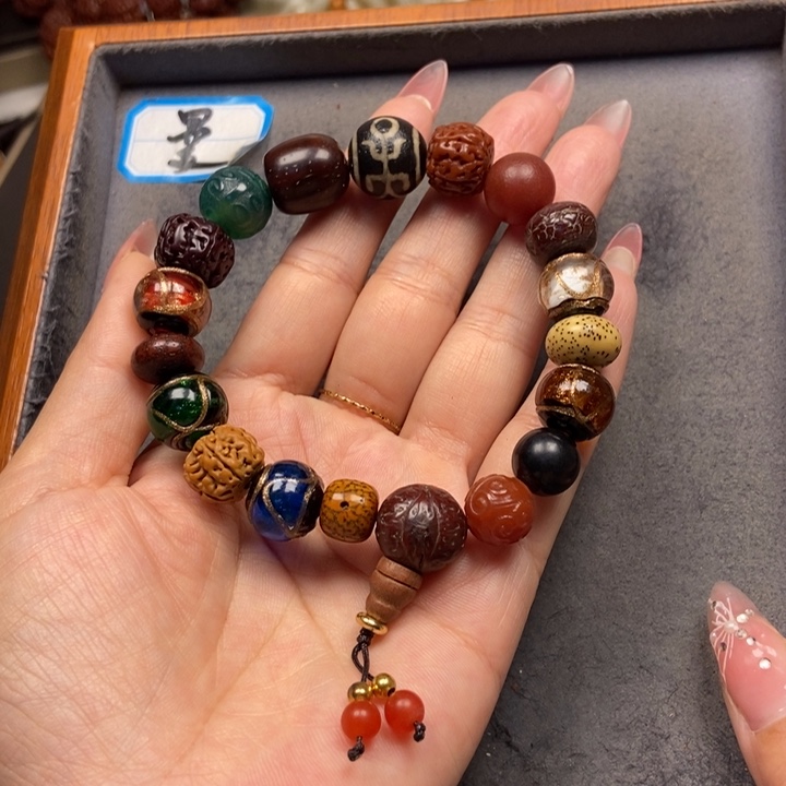 星月菩提吊坠菩提