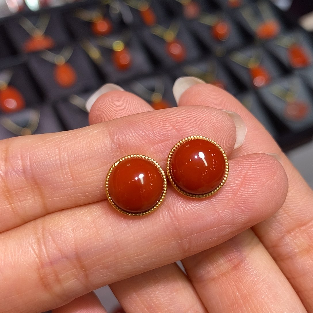 南红玛瑙四川凉山瓦西耳钉银S925镶嵌