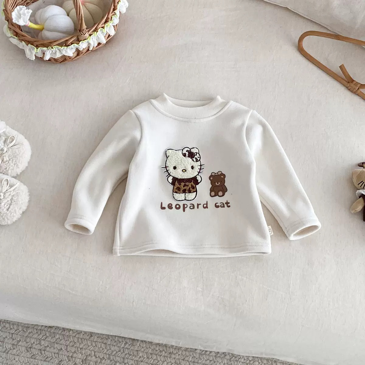 女宝洋气韩版kitty豹纹加绒一体绒上衣打底裤子