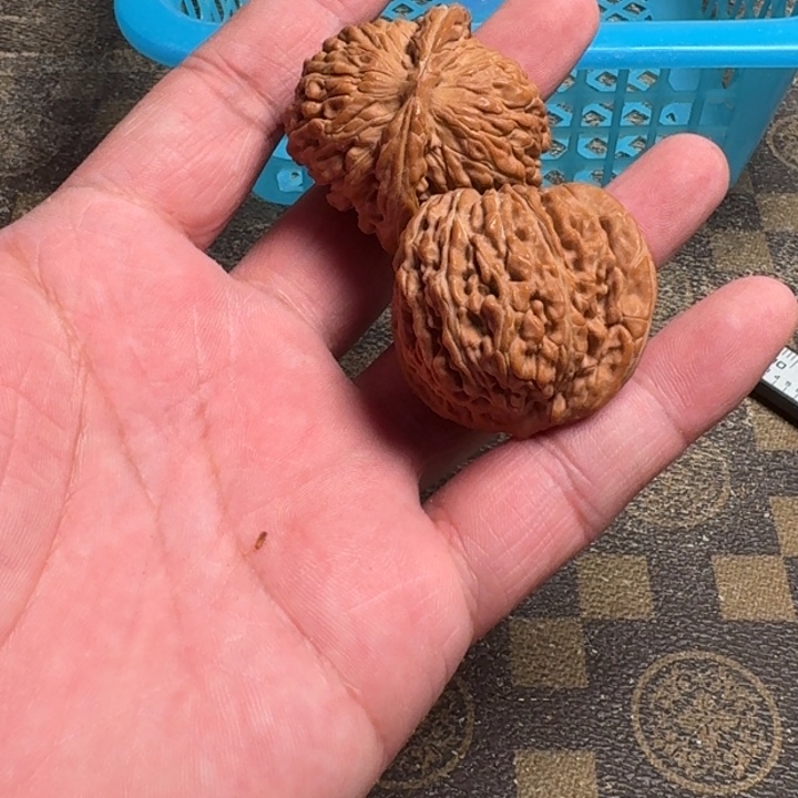 克***克吊坠桃核666666666666