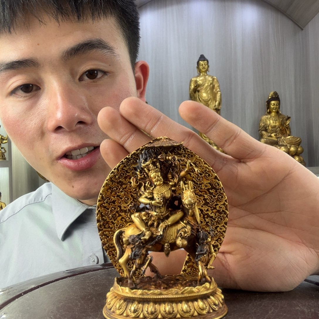 H****运佛像的造型和造型都