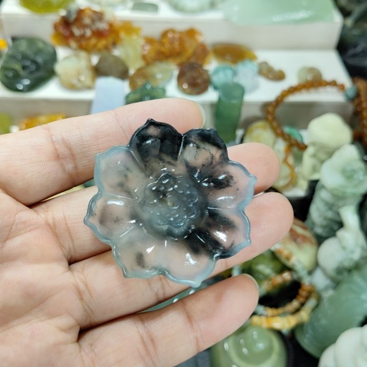 岫玉未镶嵌小摆件