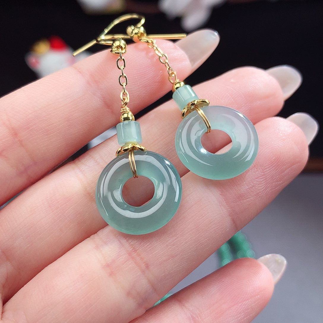 翡翠手镯（圆镯）未镶嵌