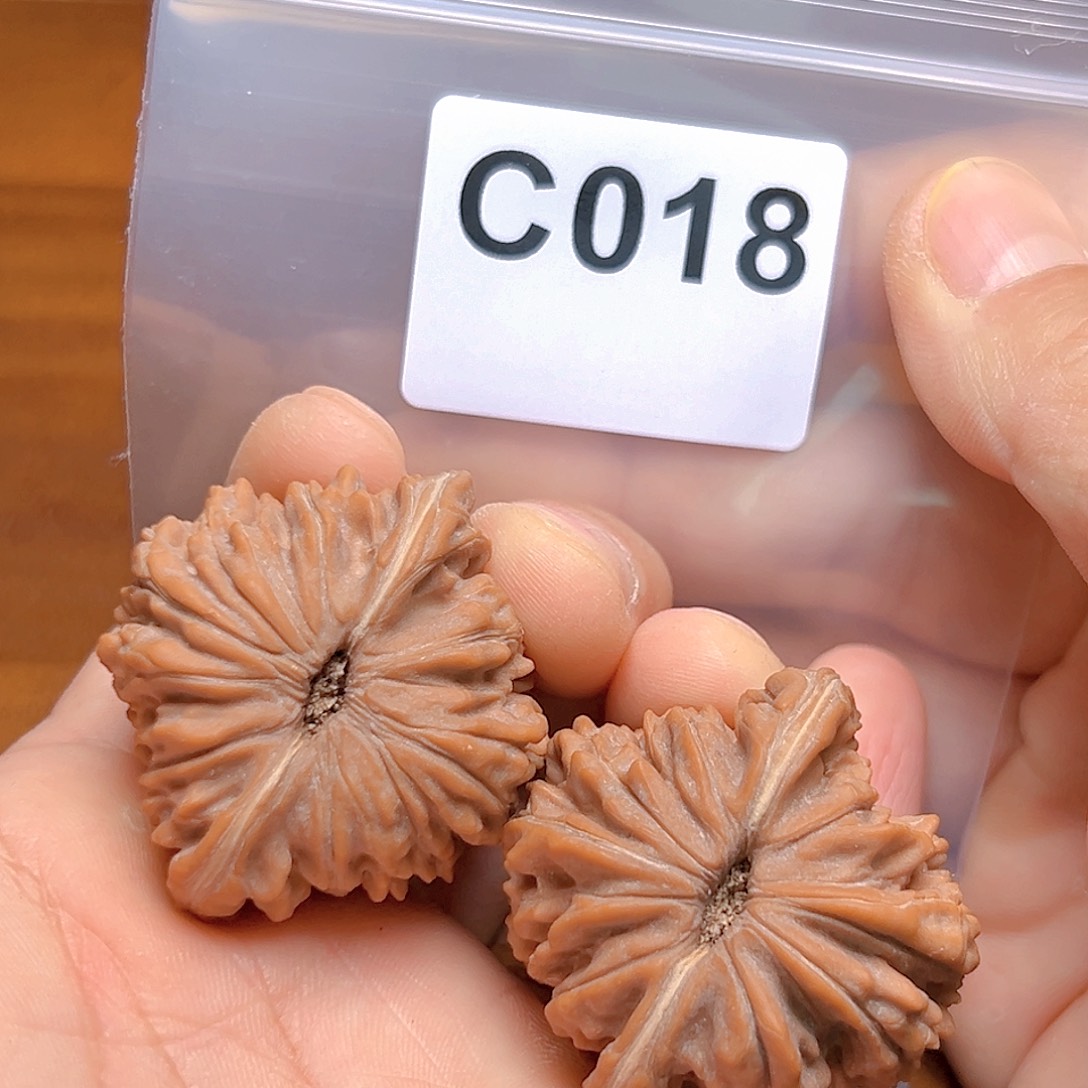 文玩核桃吊坠44四座楼