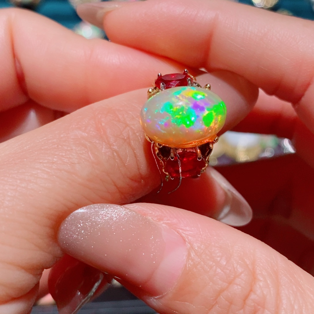 欧泊欧泊戒指银S925镶嵌