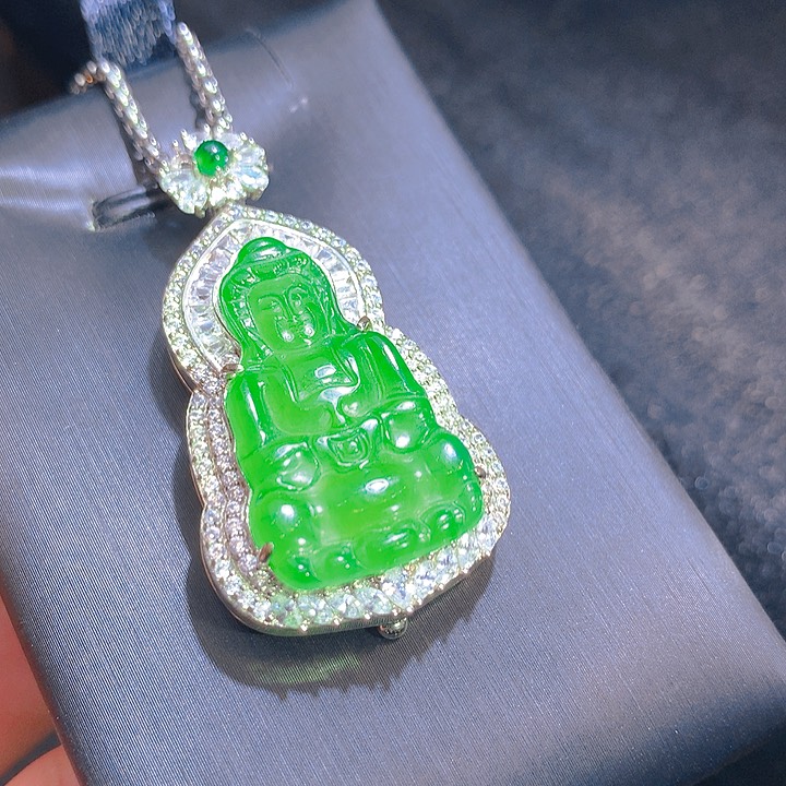 【闪购商品】翡翠颈饰未镶嵌翡翠