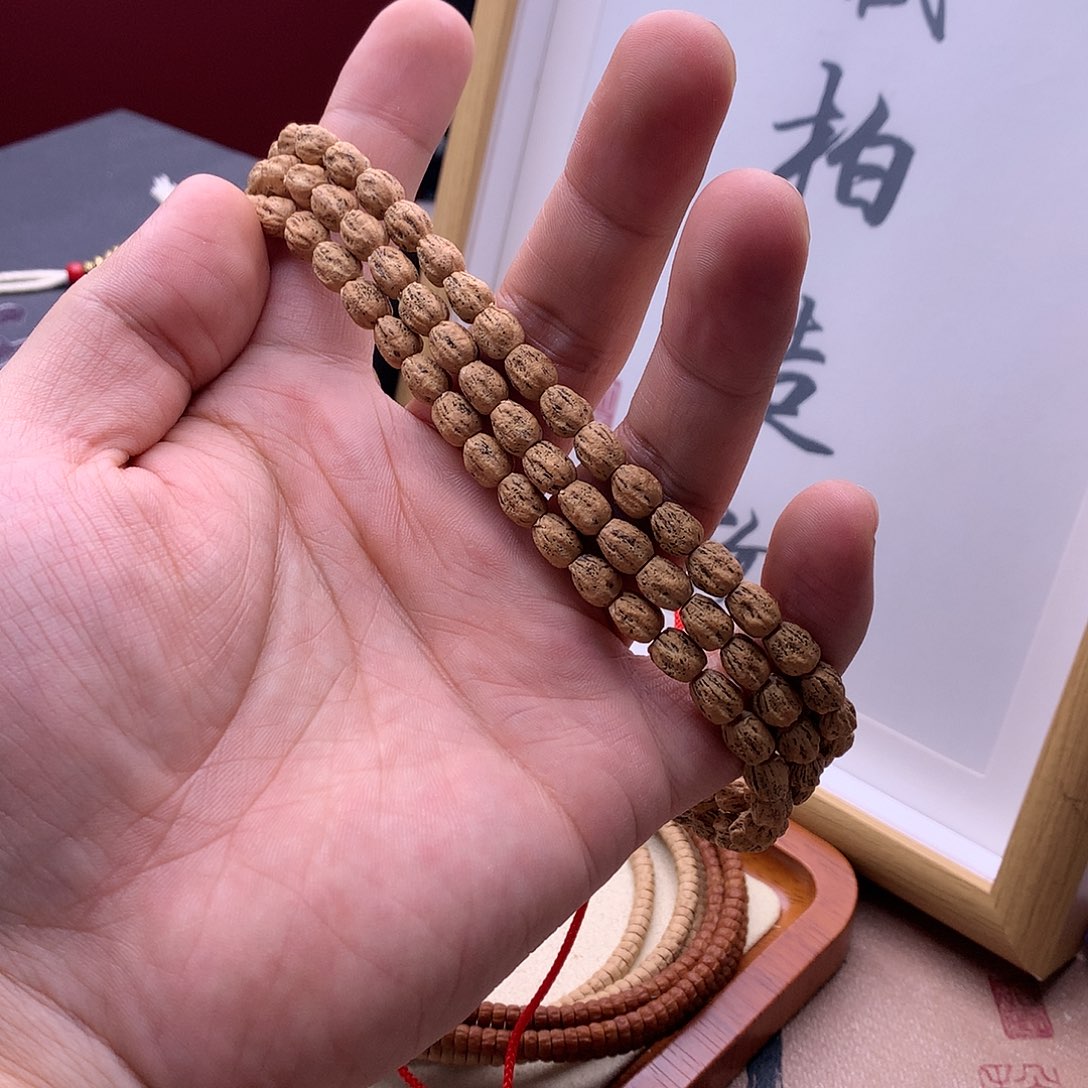 柏香籽/百香籽吊坠黑丝大长腿