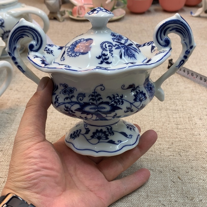 金瓷阁家的美丽瓷器