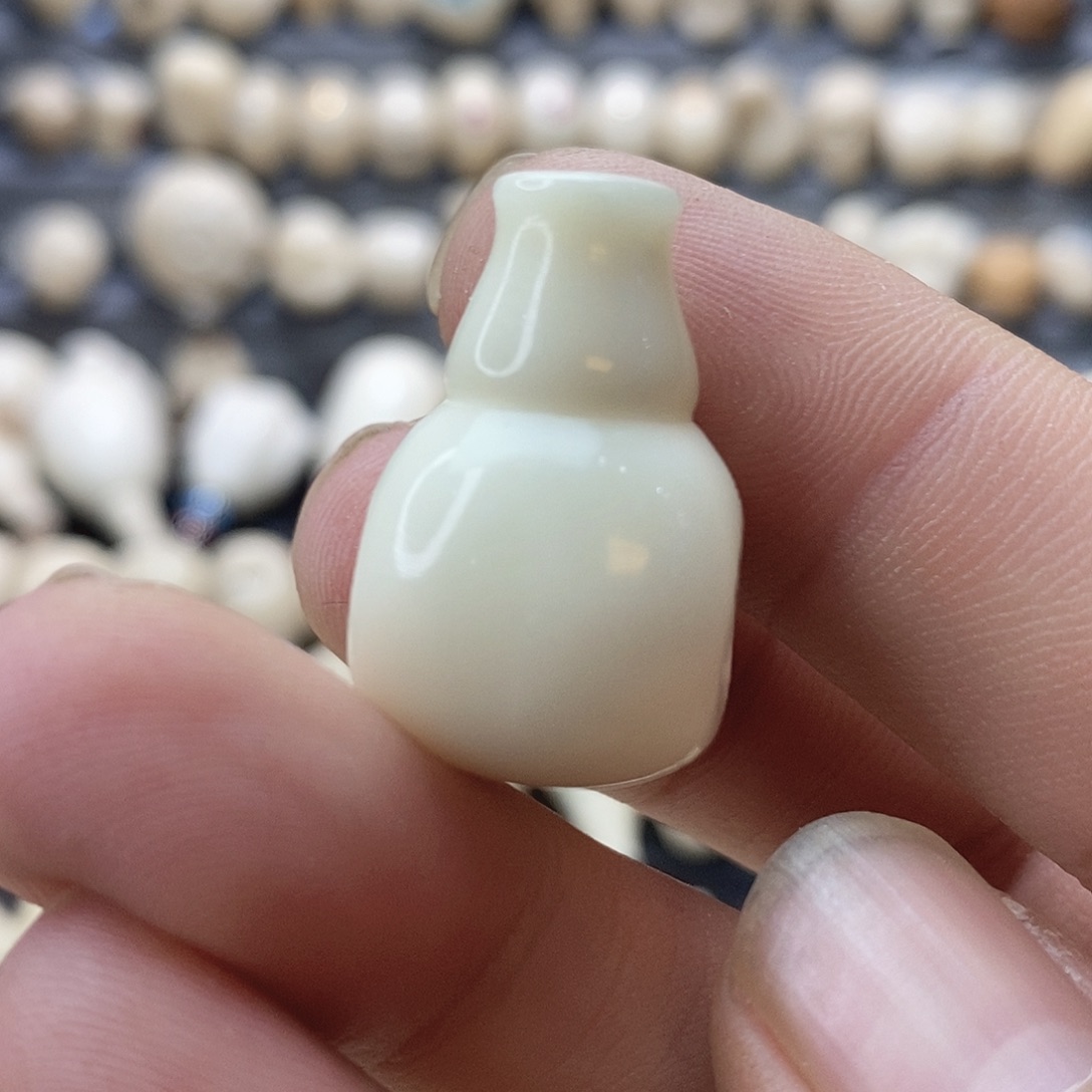 S****吊坠菩提根/象牙果