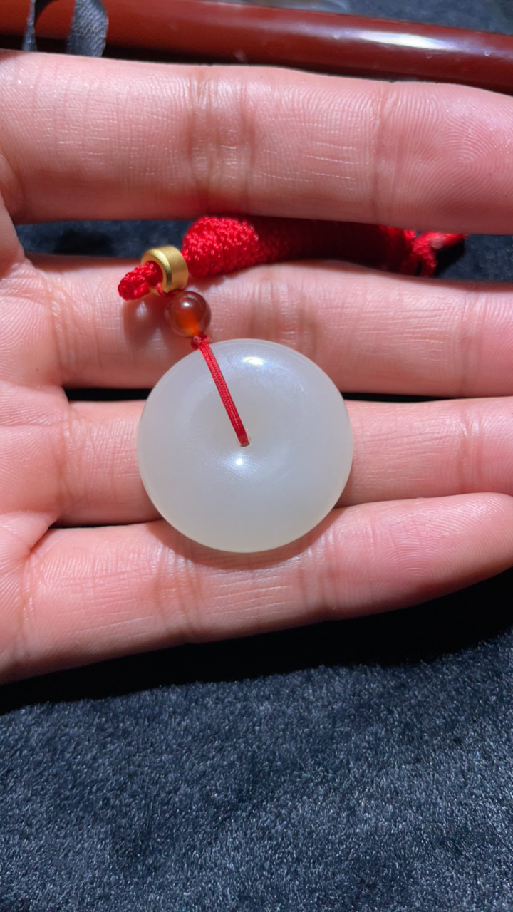 和田玉精品平安扣面包扣挂件烟灰色