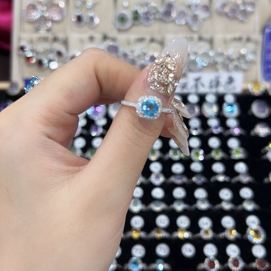 大****戒指托帕石银S925镶嵌