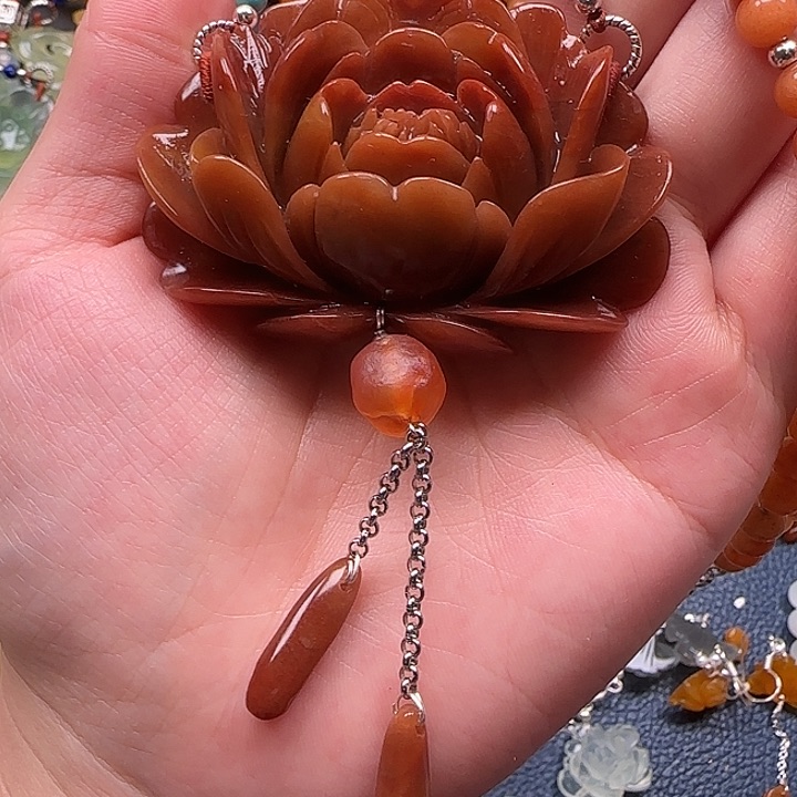 蛇纹石玉挂件合金人***9