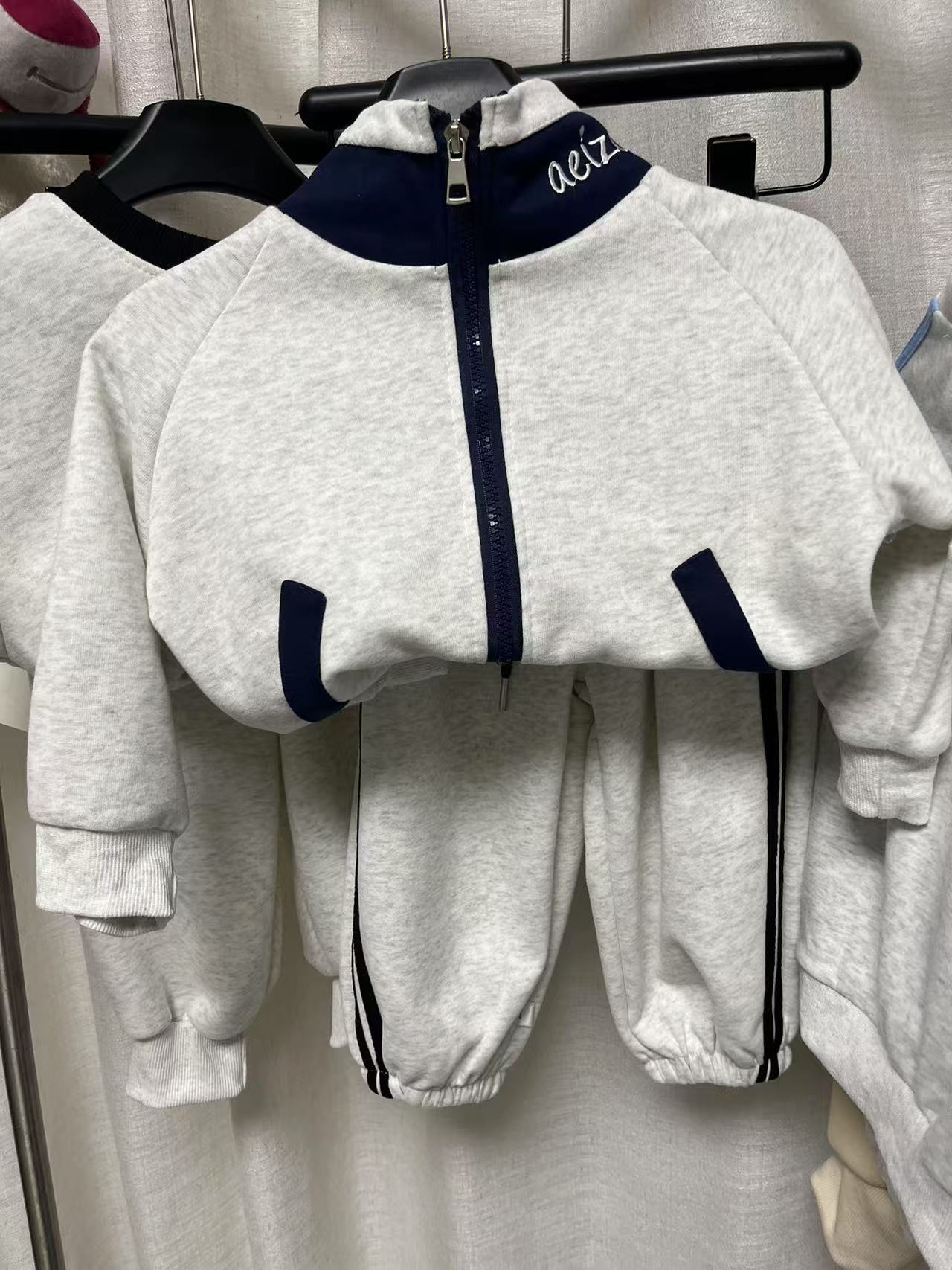 2025新款韩系休闲风男秋季森系春秋拼接外套男童套装厚款