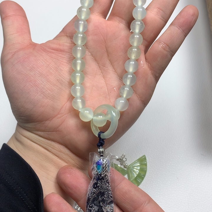 蛇纹石玉耳钉足银镀金镶嵌