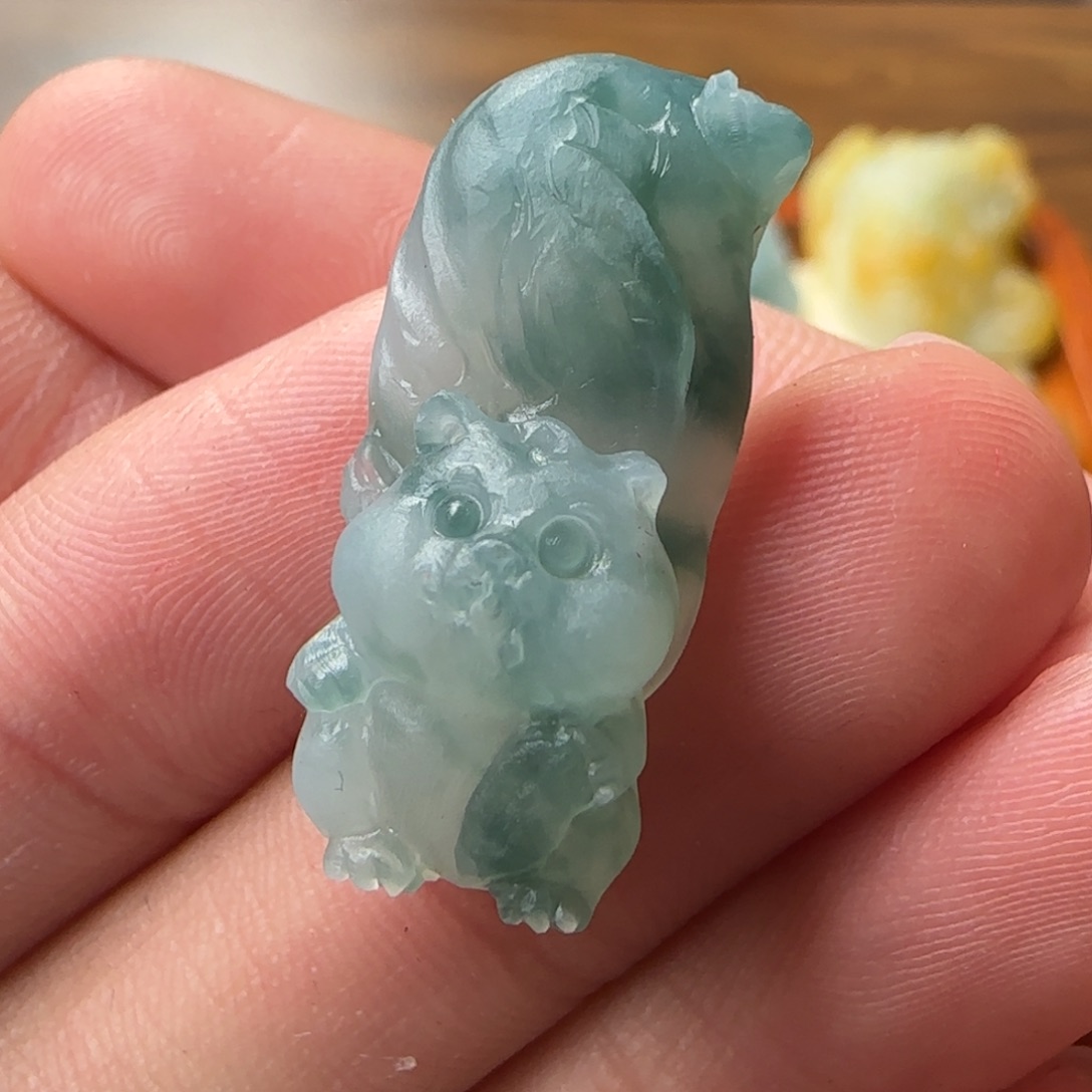 定制翡翠未镶嵌松鼠