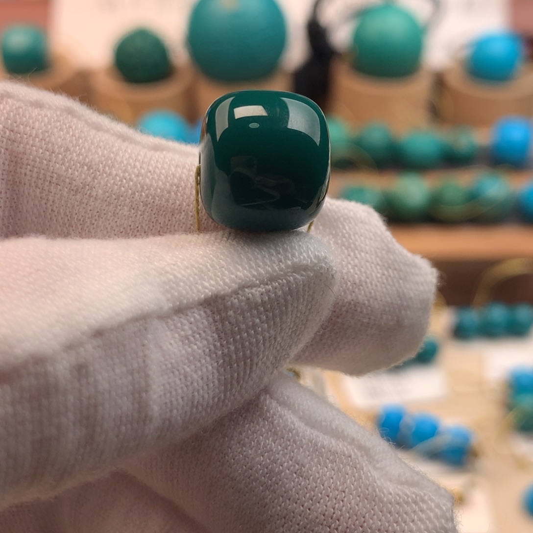 绿松石未镶嵌珠宝奇石12.6m