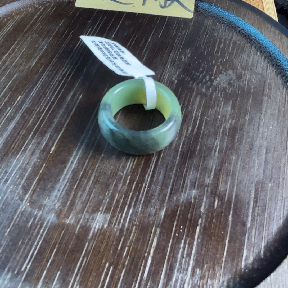 蓝***鱼和田玉未镶嵌戒指16.6