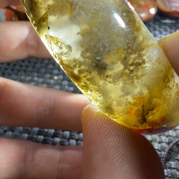 四***安玛瑙/玉髓未镶嵌颈饰