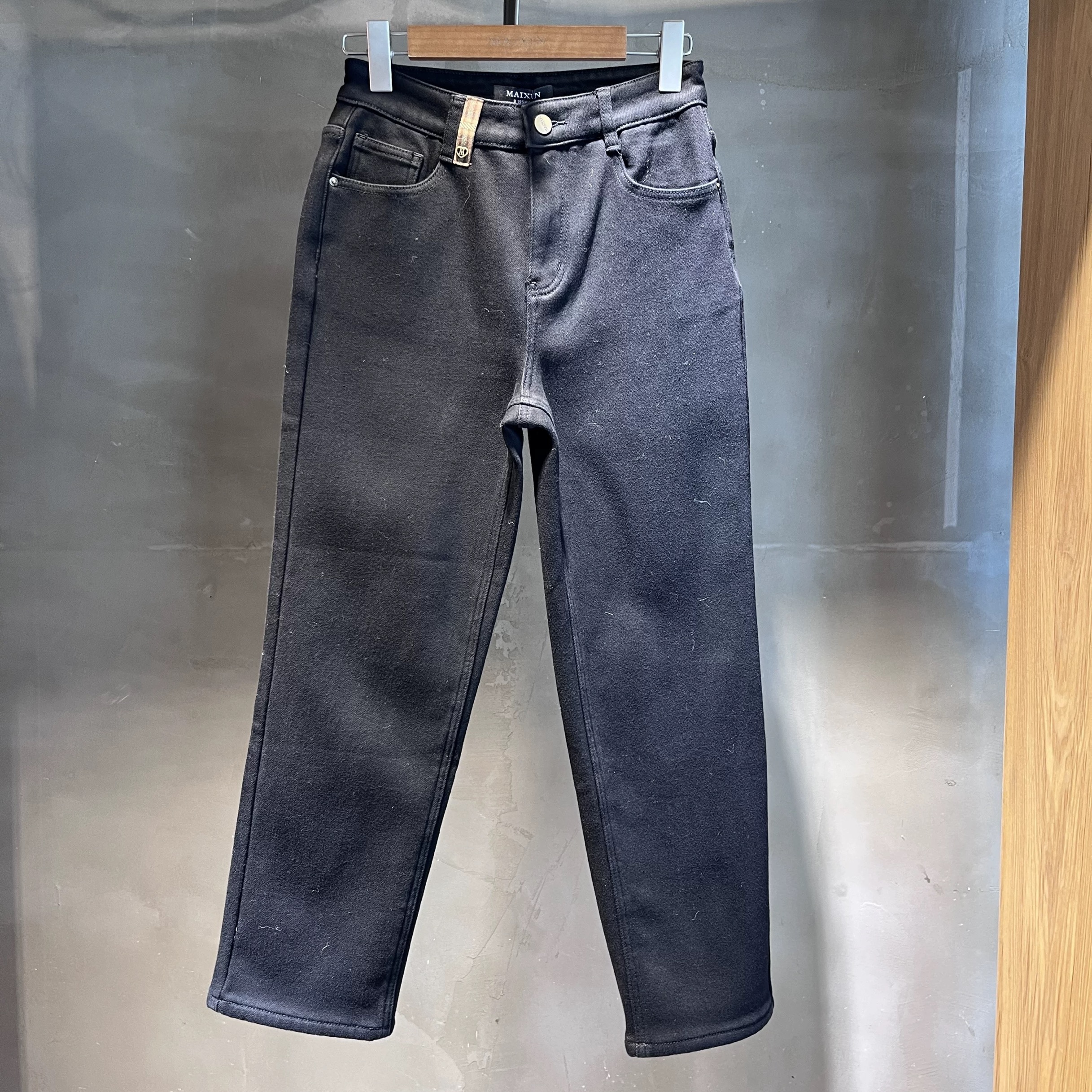 麦寻女装KCNLQ039黑色九分牛仔裤