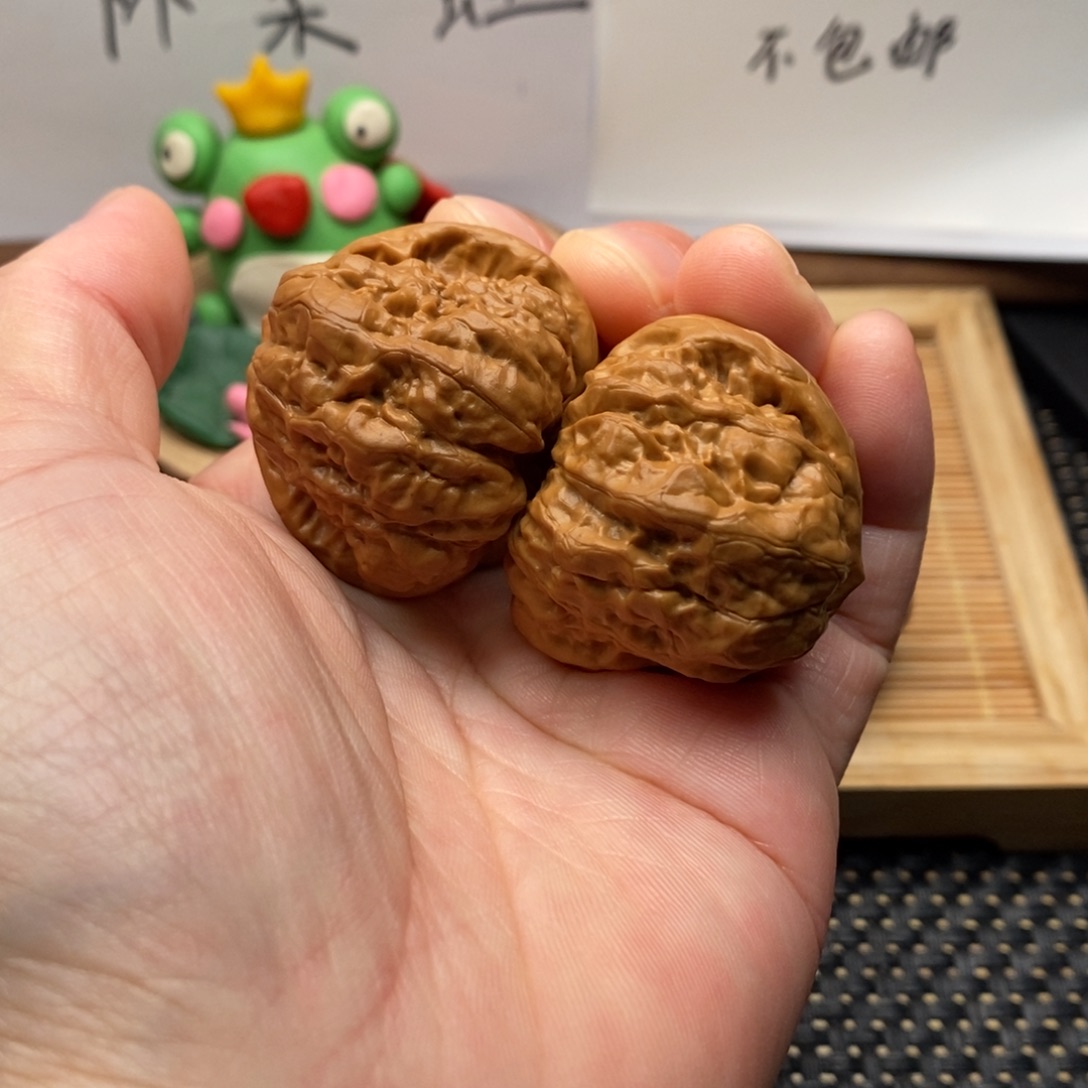 把件文玩核桃三角边38