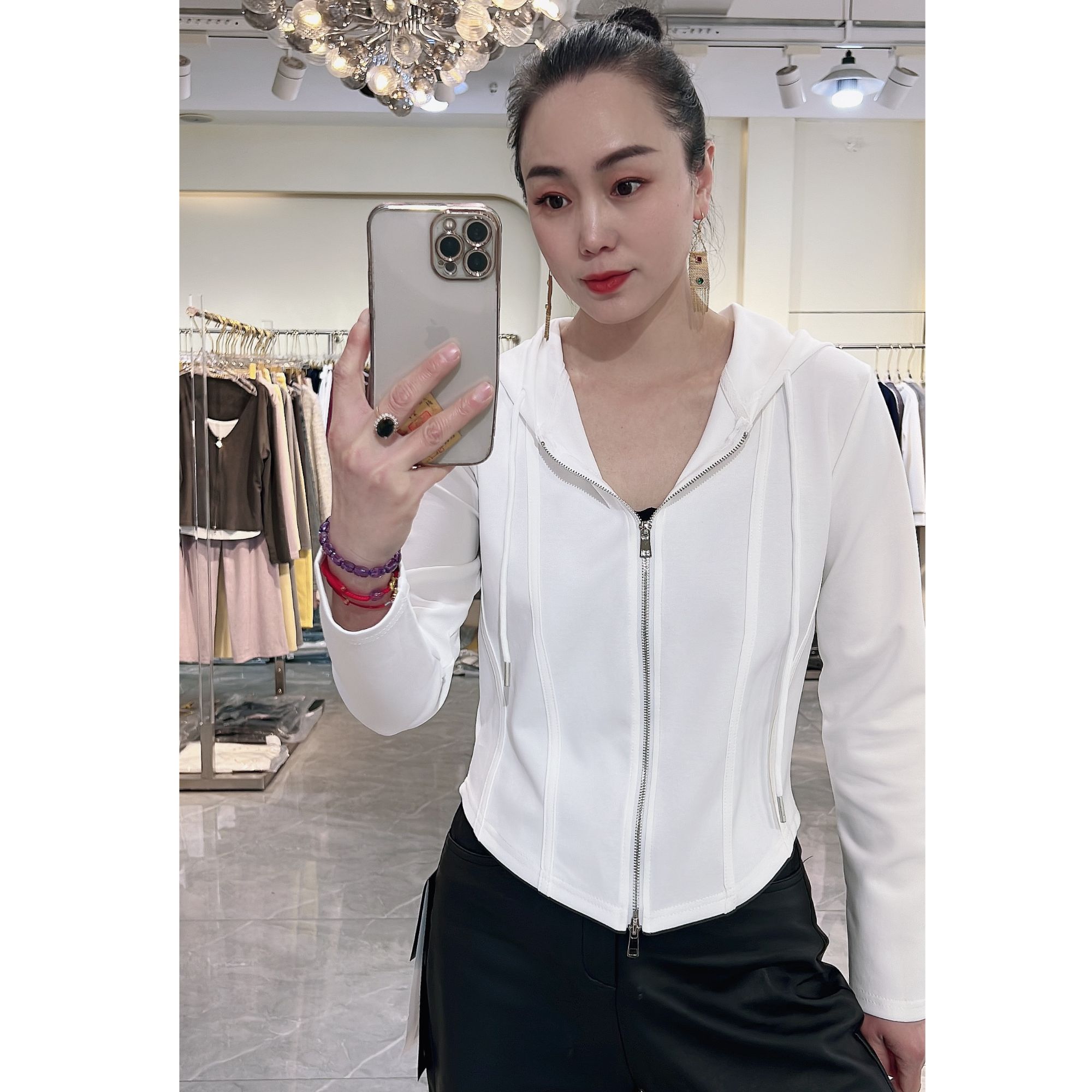 品名：帽衫~一草一木&春季拼接简约~修身