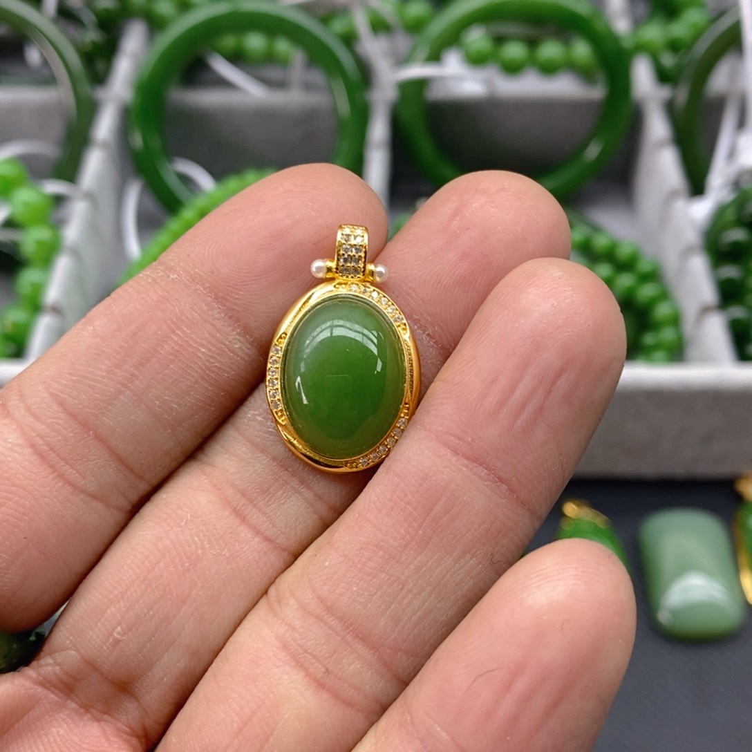 和田玉（碧玉）颈饰银S925镶嵌