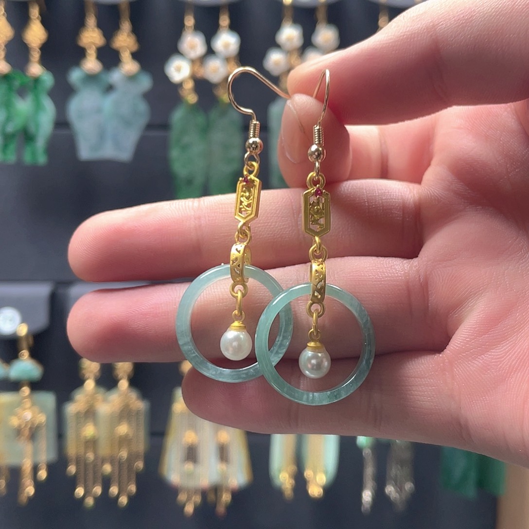 翡翠未镶嵌耳饰翡翠