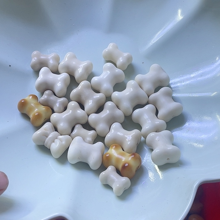 白玉菩提吊坠微瑕象牙果骨头二个