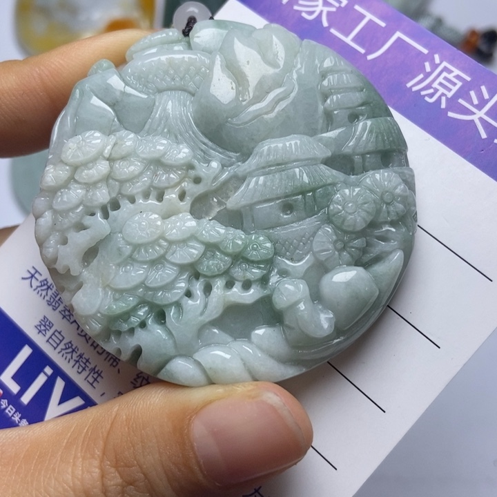 翡翠未镶嵌颈饰翡翠