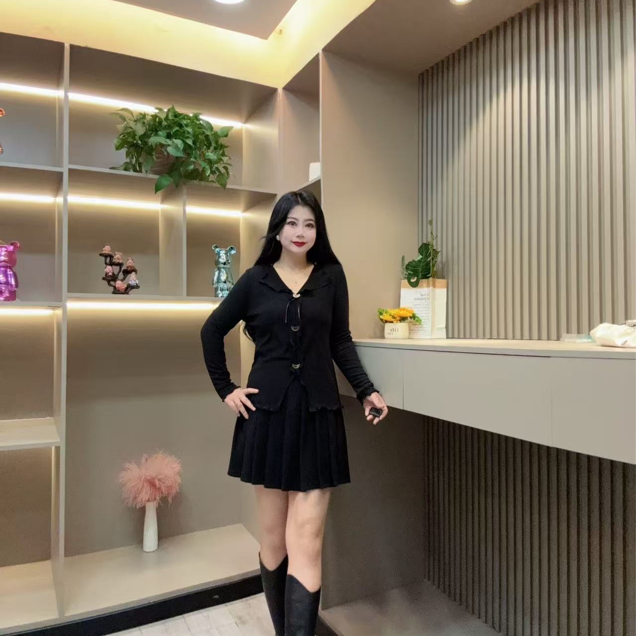 冬季小衫-【现】酷 3606时尚潮流月牙扣木耳边设计胖MM大码女装新款