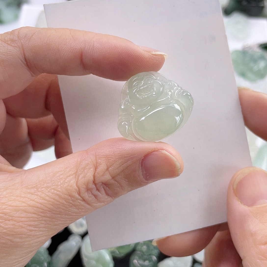 翡翠颈饰未镶嵌暮*佛公