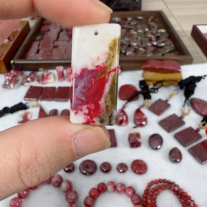 天然辰砂天然朱砂原石