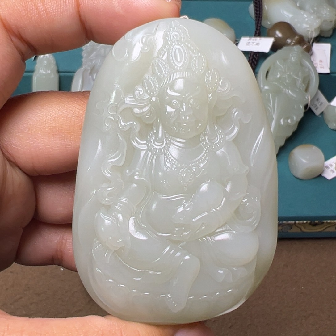 和田玉颈饰未镶嵌