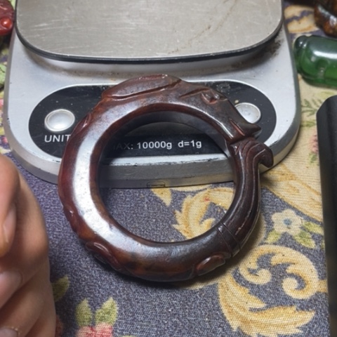 q w er t yu i o p