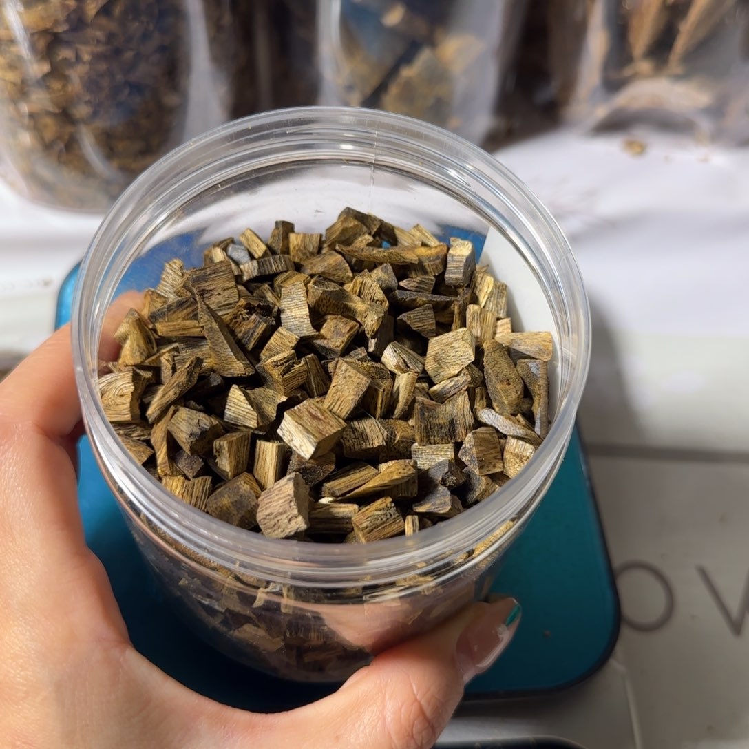 阿***仔沉香碎屑沉香金沙叶米粒105克