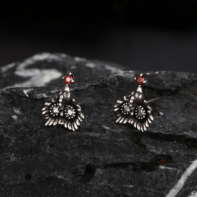 925银耳饰 小众时尚百搭红锆猫头鹰羽毛耳钉