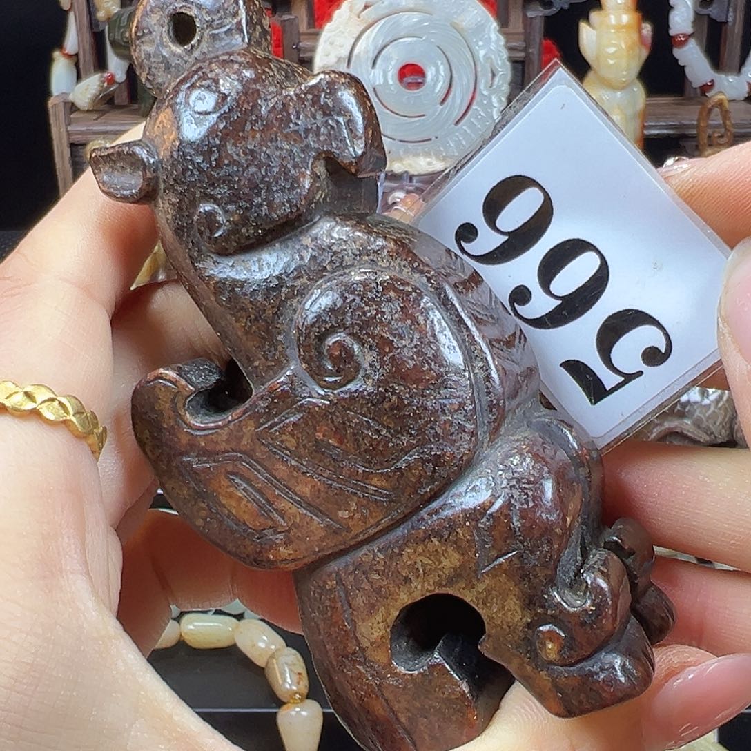 和田玉未镶嵌挂件