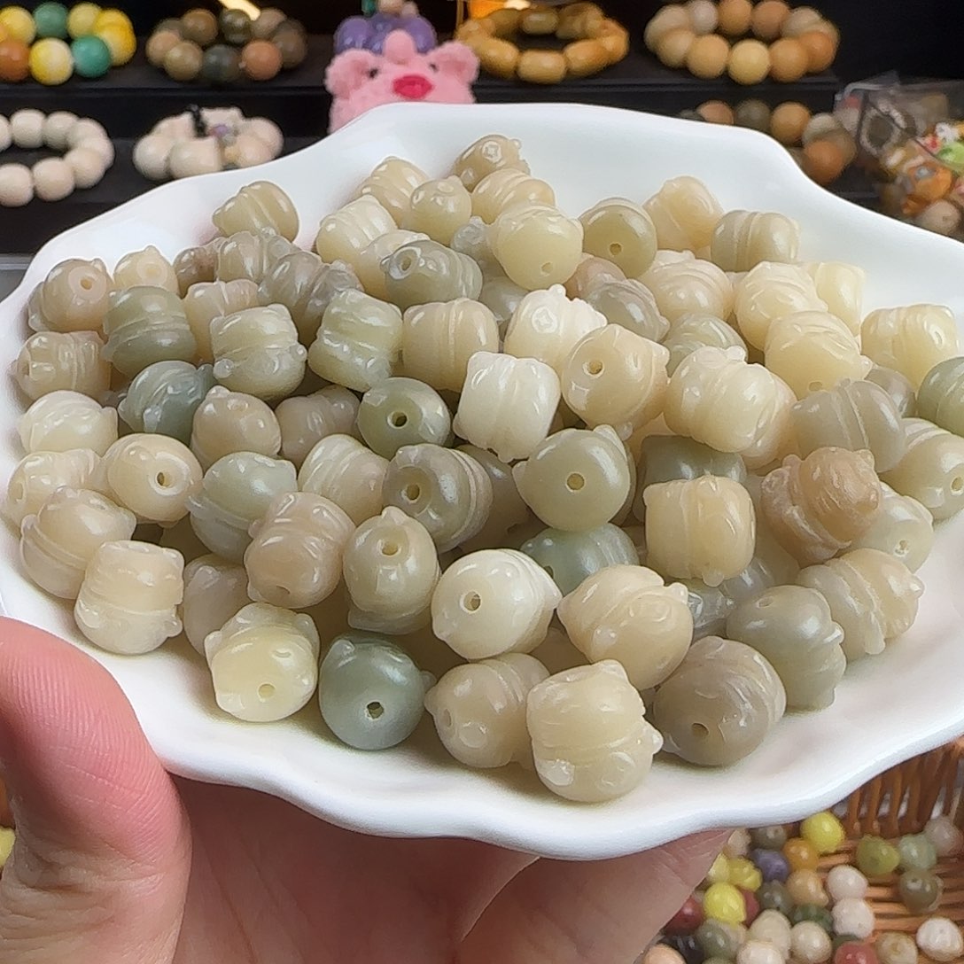 菩提根/象牙果手串卡12冰种浅蓝招财猫30颗
