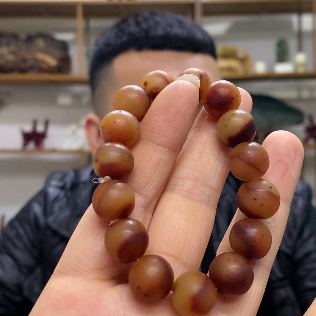 蛇纹石玉手串红未镶嵌