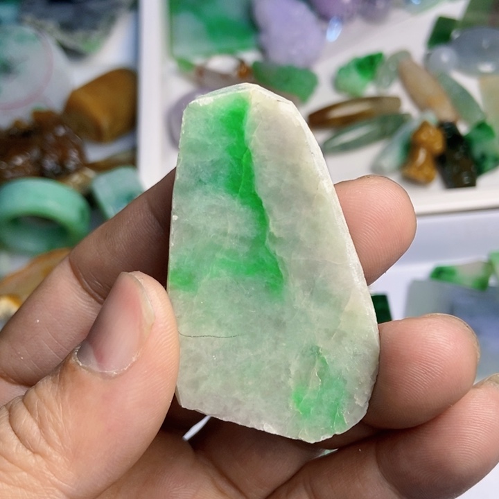 翡翠散珠天然翡翠A货挂件