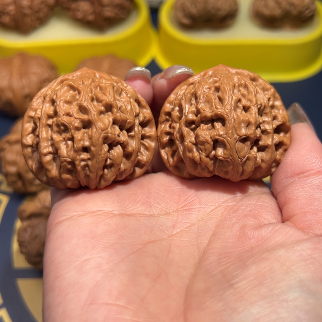 文玩核桃把件龙脉元宝42