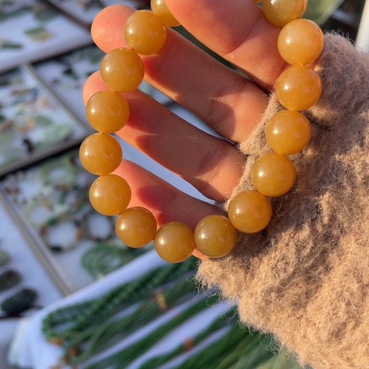 和田玉（糖玉）颈饰未镶嵌